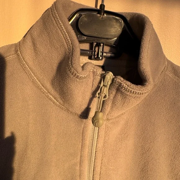 Aritzia SnoDay Polar Ridge Zip-Up Hoodie - Picture 7 of 15